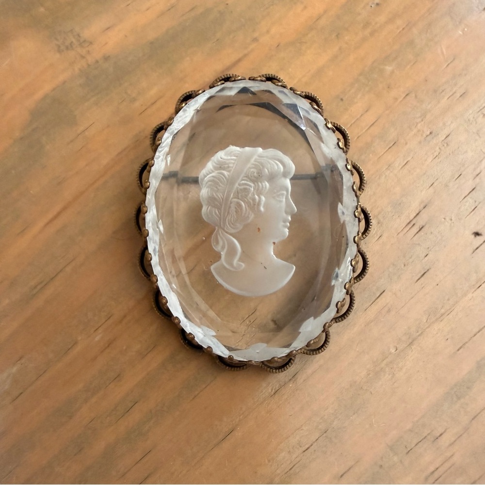 Vintage West Germany Glass Cameo Brooch